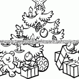 Albero di Natale e tanti doni